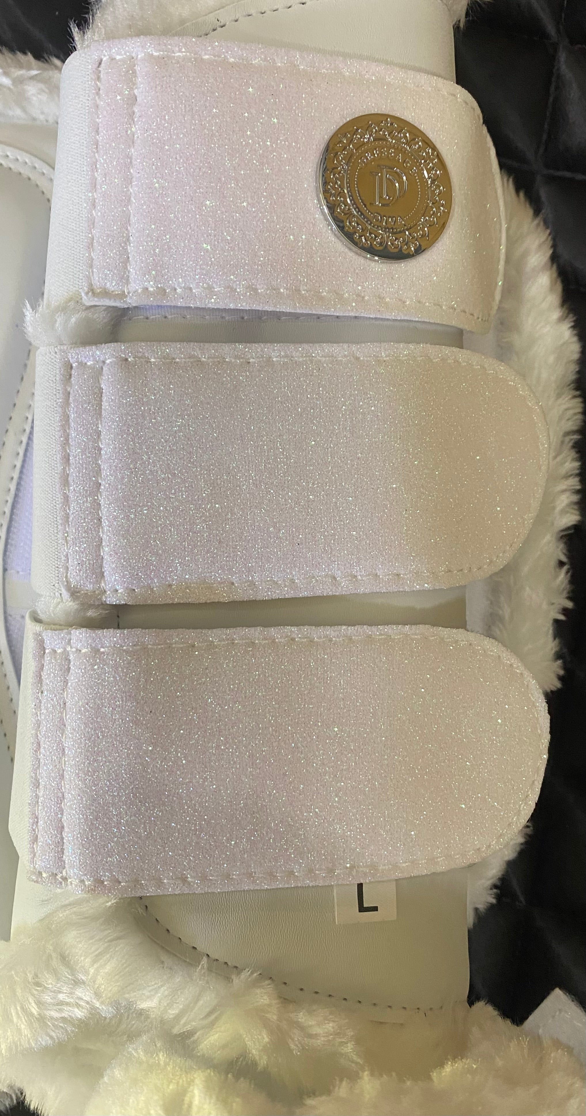 White synthetic boots & matching bellboots