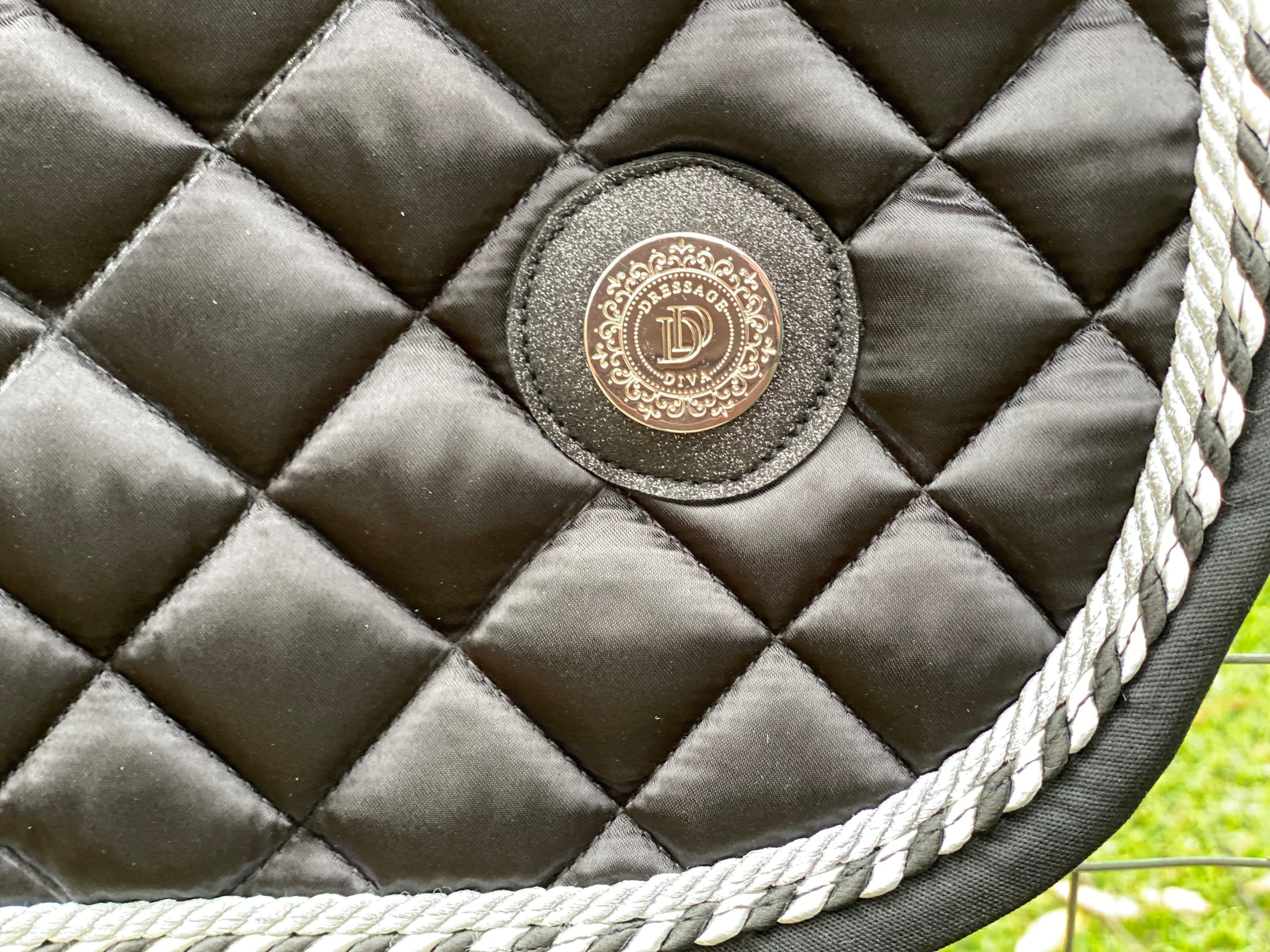 Saddle Pad Black satin
