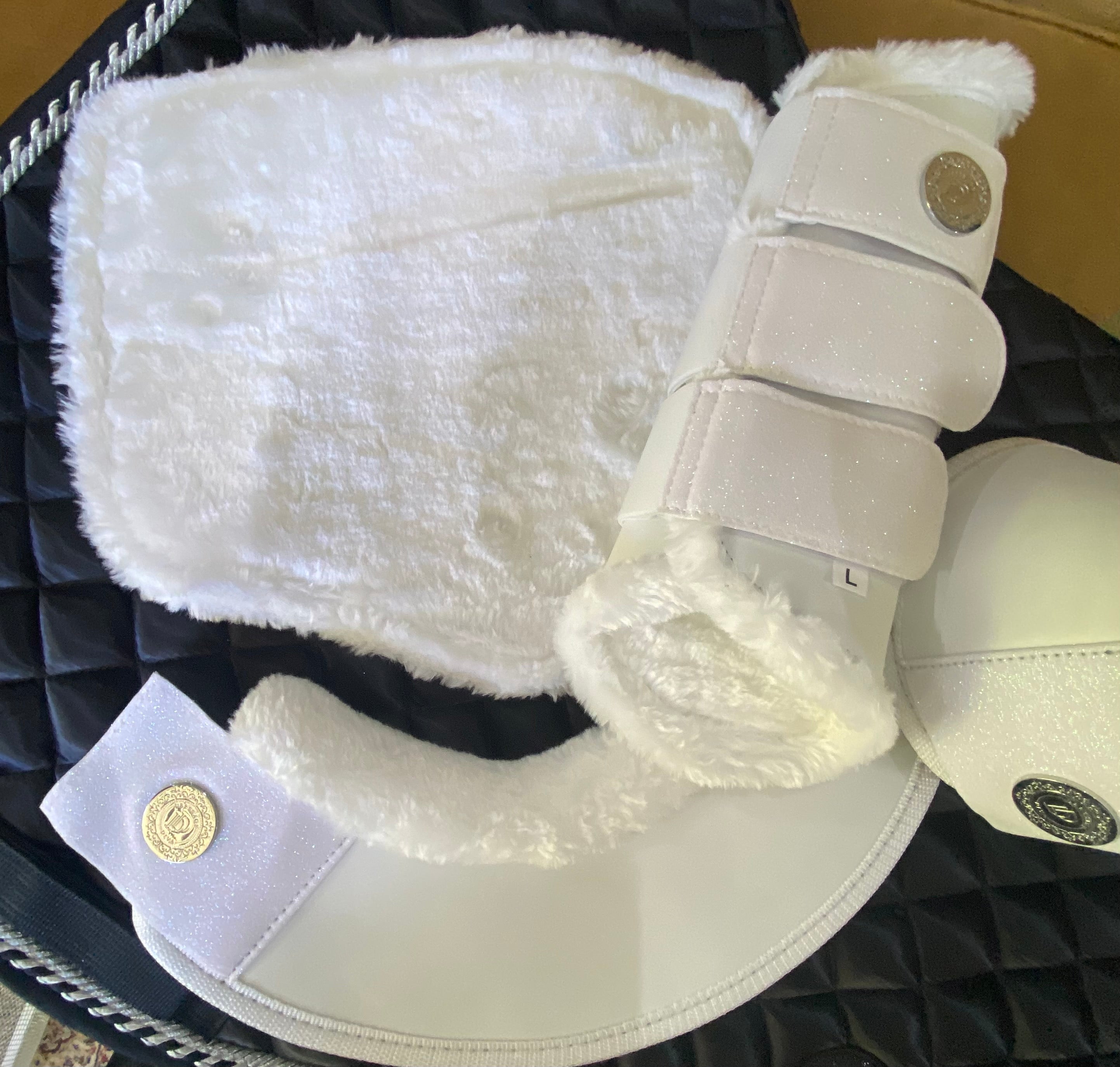 White synthetic boots & matching bellboots