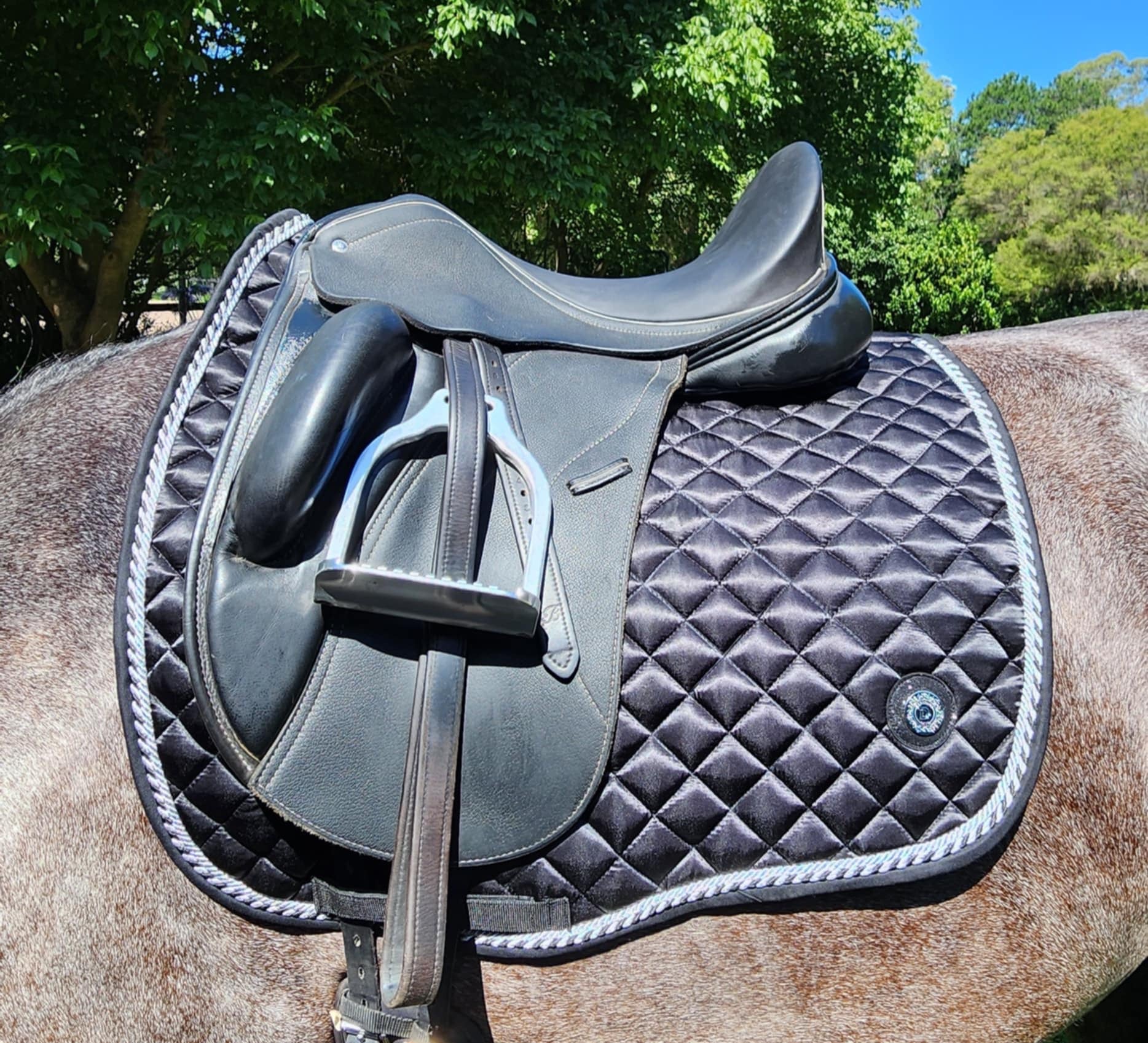 Saddle Pad Black satin