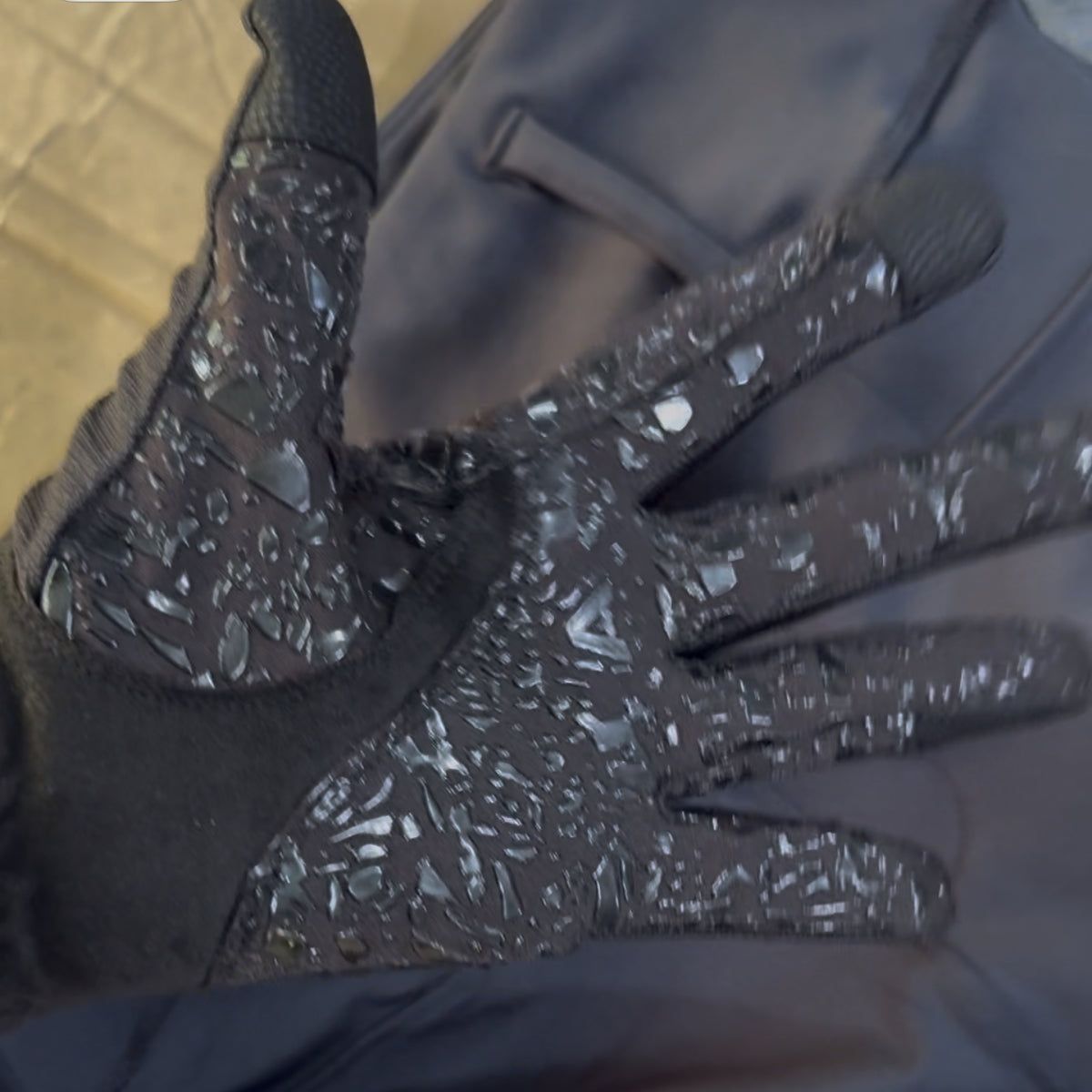 Riding Gloves swirl silicon print and mesh outer layer