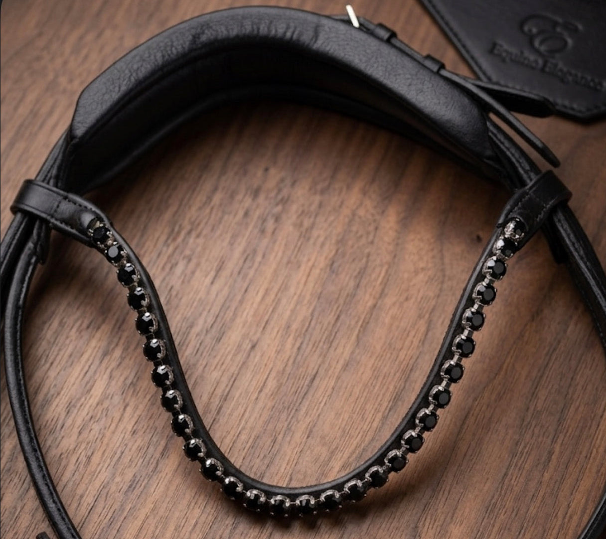 ANATOMICAL POLL RELIEF ROLLED LEATHER BRIDLE