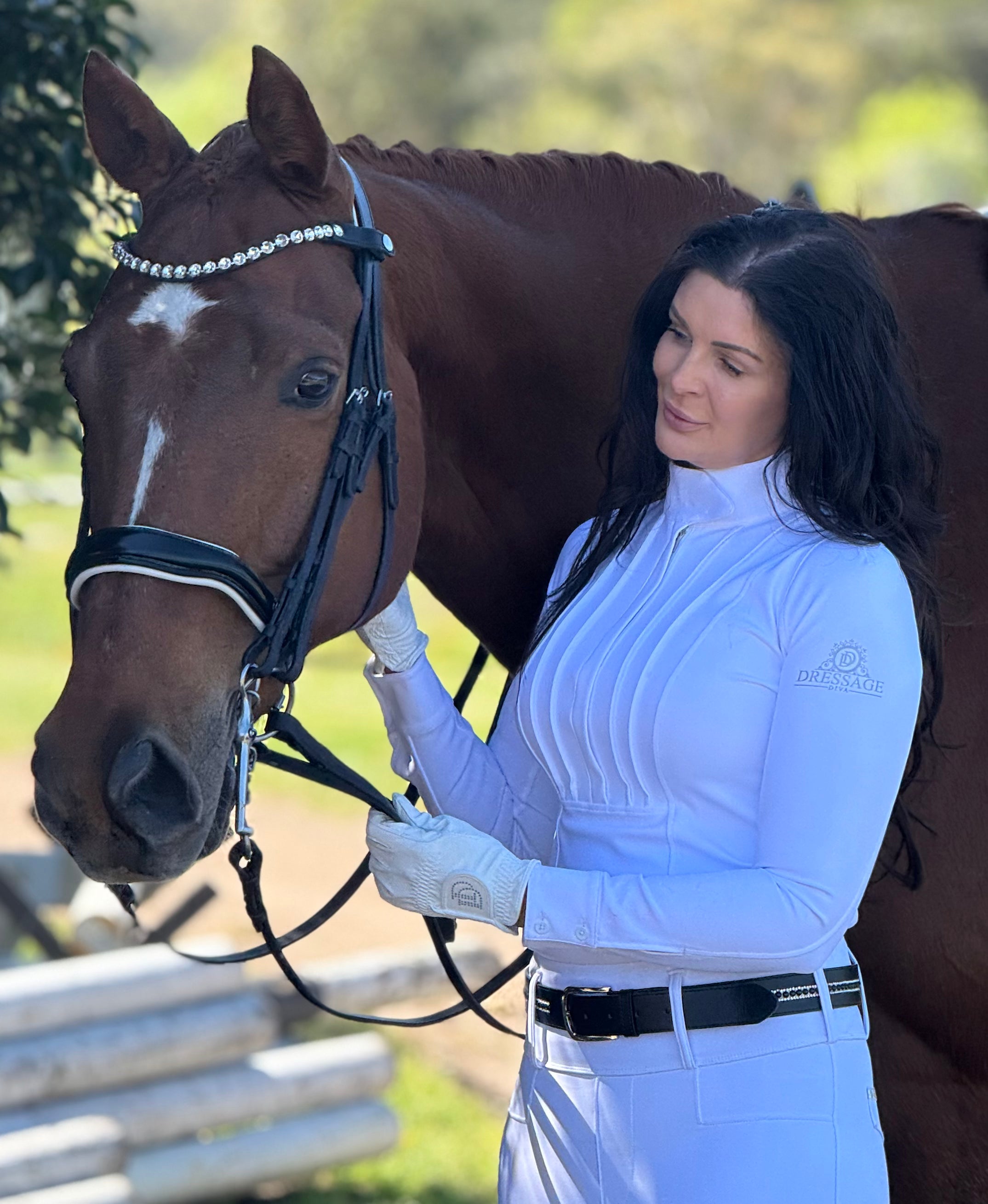 Weymouth Dressage Bridle with white trim piping | Black Leather