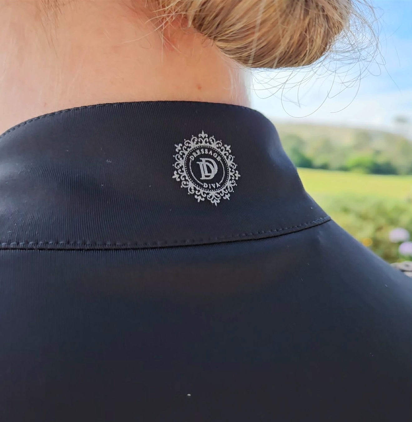 EQUESTRIAN SHIRT PLEATED SHORT SLEEVE "THE Vivi"