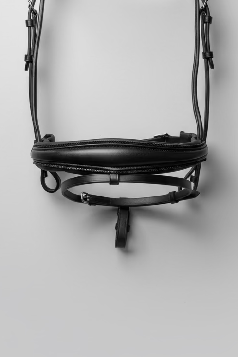ANATOMICAL POLL RELIEF ROLLED LEATHER BRIDLE