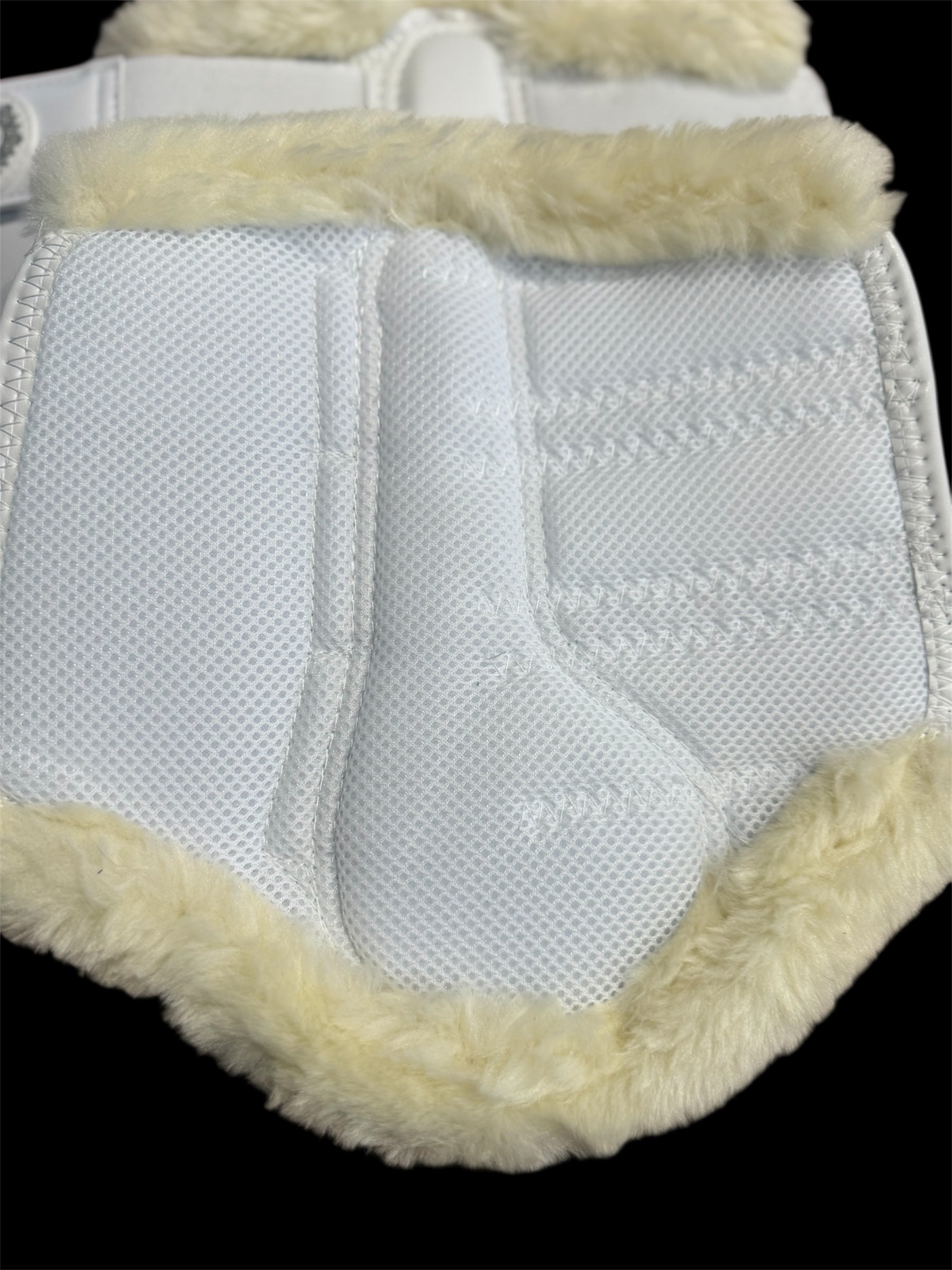 WHITE Breathable air Boots with faux fur trim